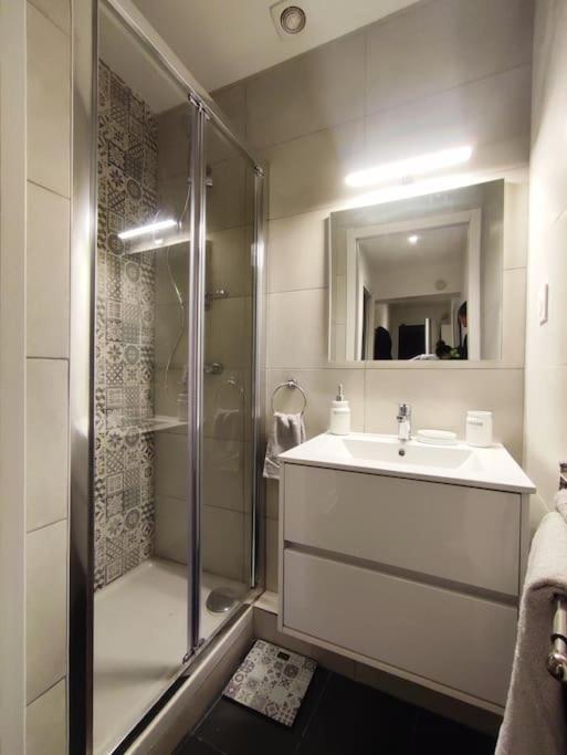 Appartement Proche Paris/Metro Asnières Eksteriør bilde